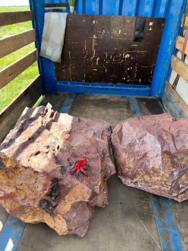 Ландшафтные глыбы красно-фиолетовые 200-1000 килограмм купить в Липецкой области