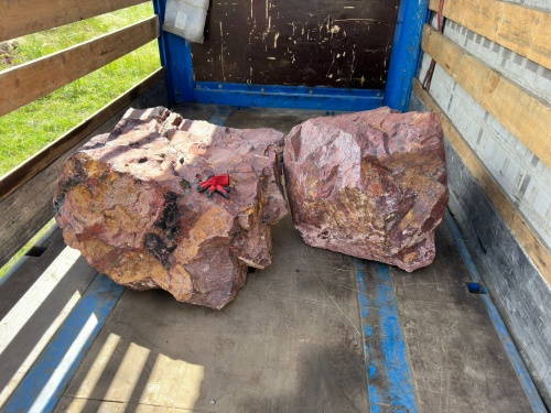 Ландшафтные глыбы красно-фиолетовые 200-1000 килограмм купить в Липецкой области