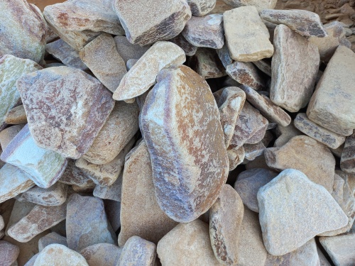 Златолит жёлтый, жёлто-зелёный глыбки и валуны для ланшафтного дизайна купить в Липецкой области