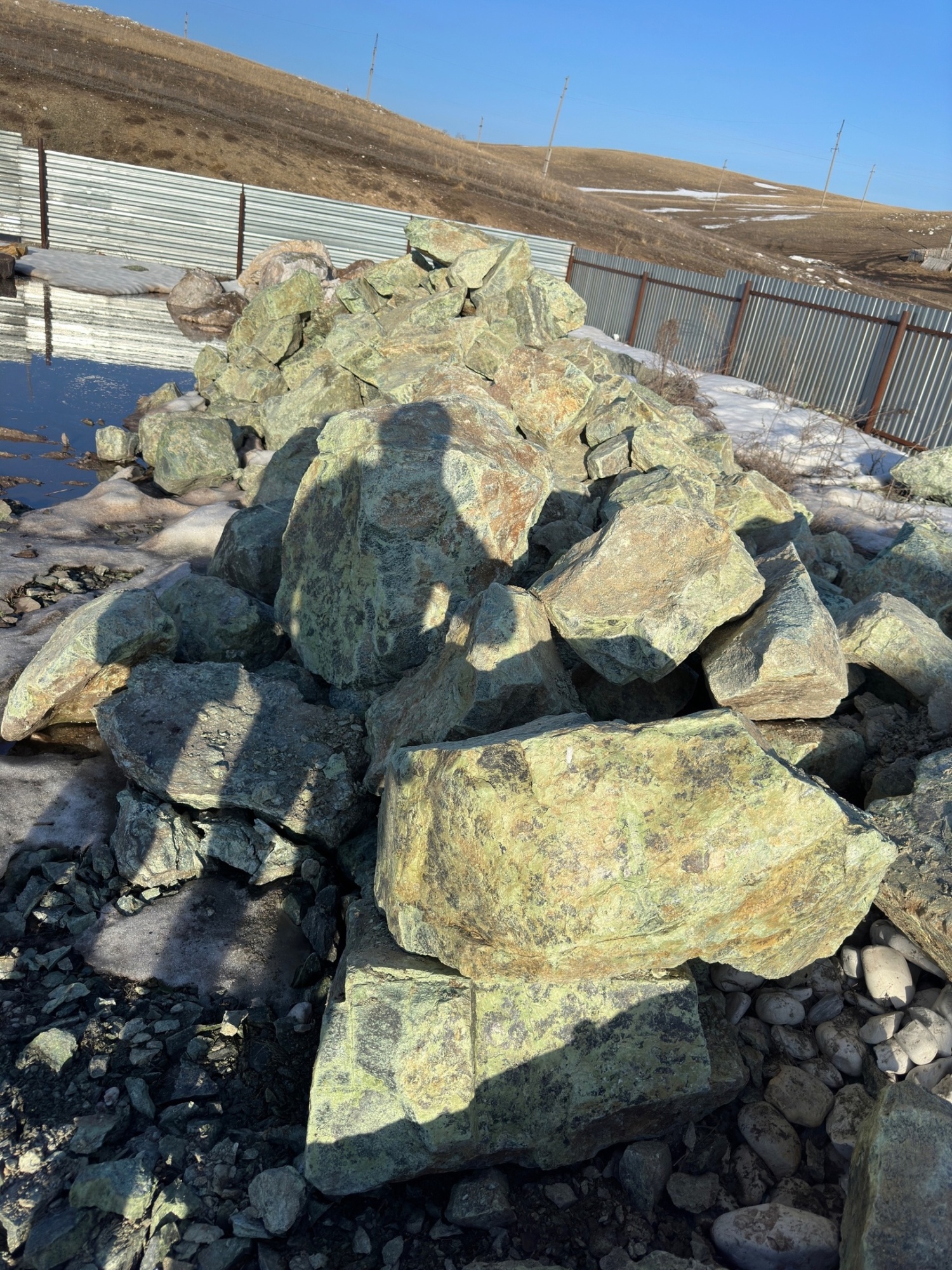 Камни для ландшафтного дизайна зелёные 10-60 килограмм купить в Липецкой области