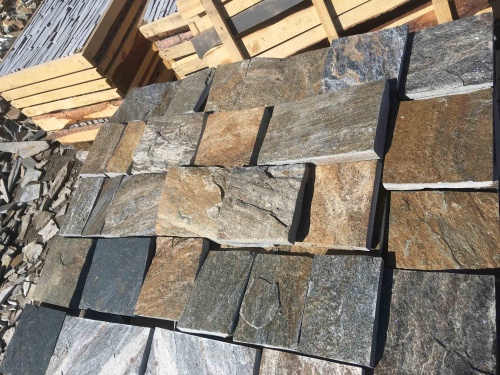 Плитка пилёная златолит Уральский для цоколя, отмостки купить в Липецкой области