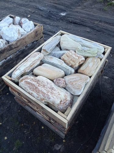 Златолит жёлтый, жёлто-зелёный глыбки и валуны для ланшафтного дизайна купить в Липецкой области