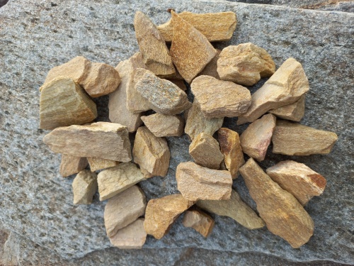 Златолит жёлтый декоративная каменная крошка купить в Липецкой области